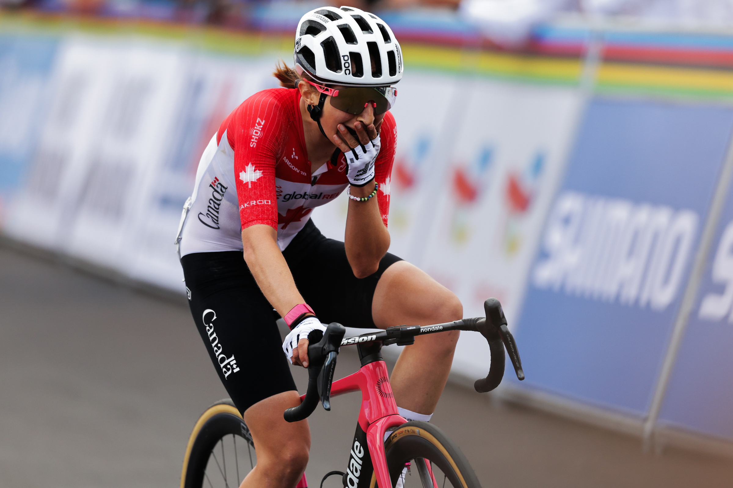 🚨🏆🌈🚴🏻‍♂️🇷🇼Mondiali, donne élite: corsa pazza, successo di Vallieres!🇨🇦