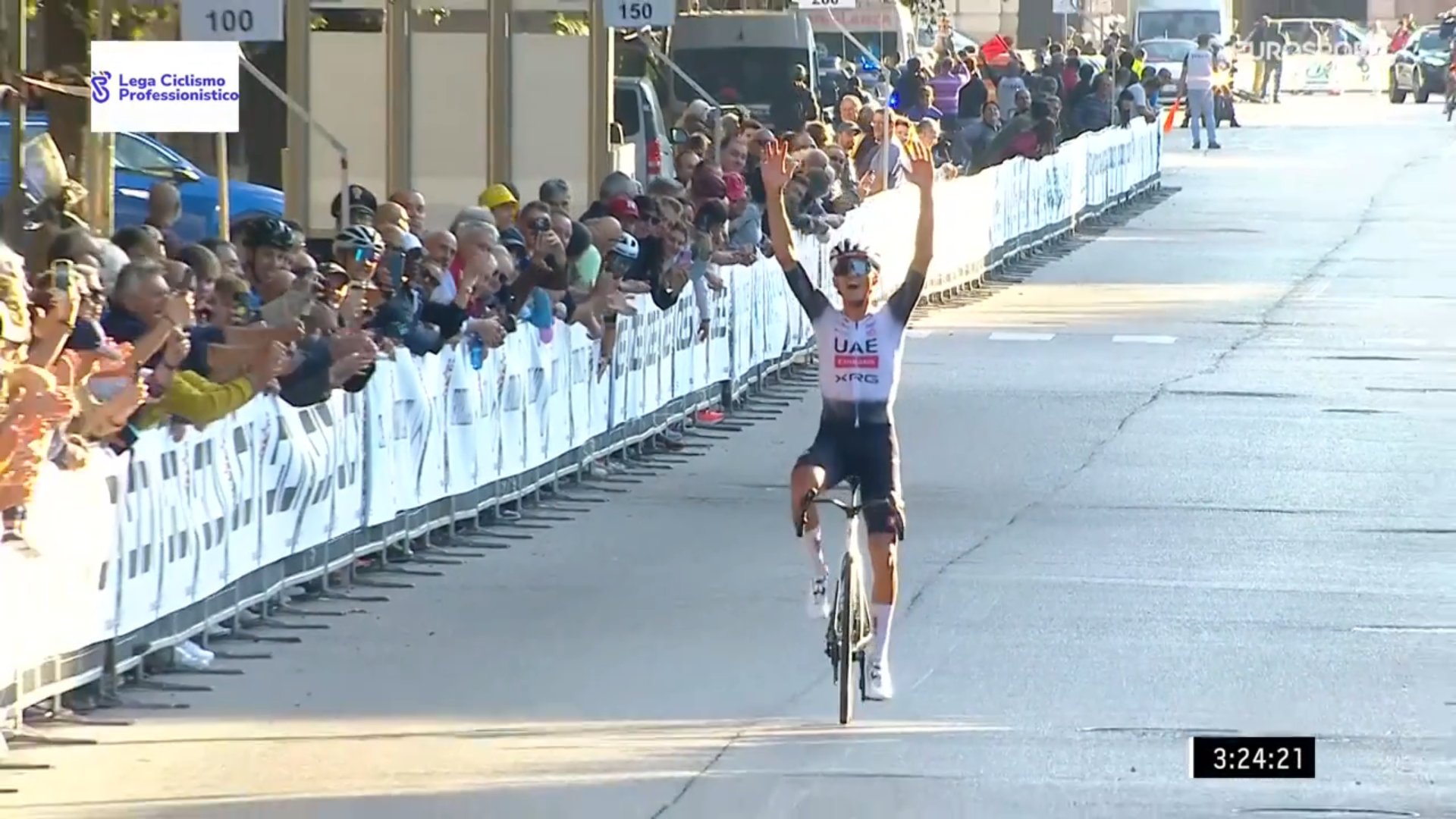 🚨🏆🚴🏻‍♂️🇮🇹Giro del Veneto: Del Toro guida la doppietta UAE!🇲🇽🐂