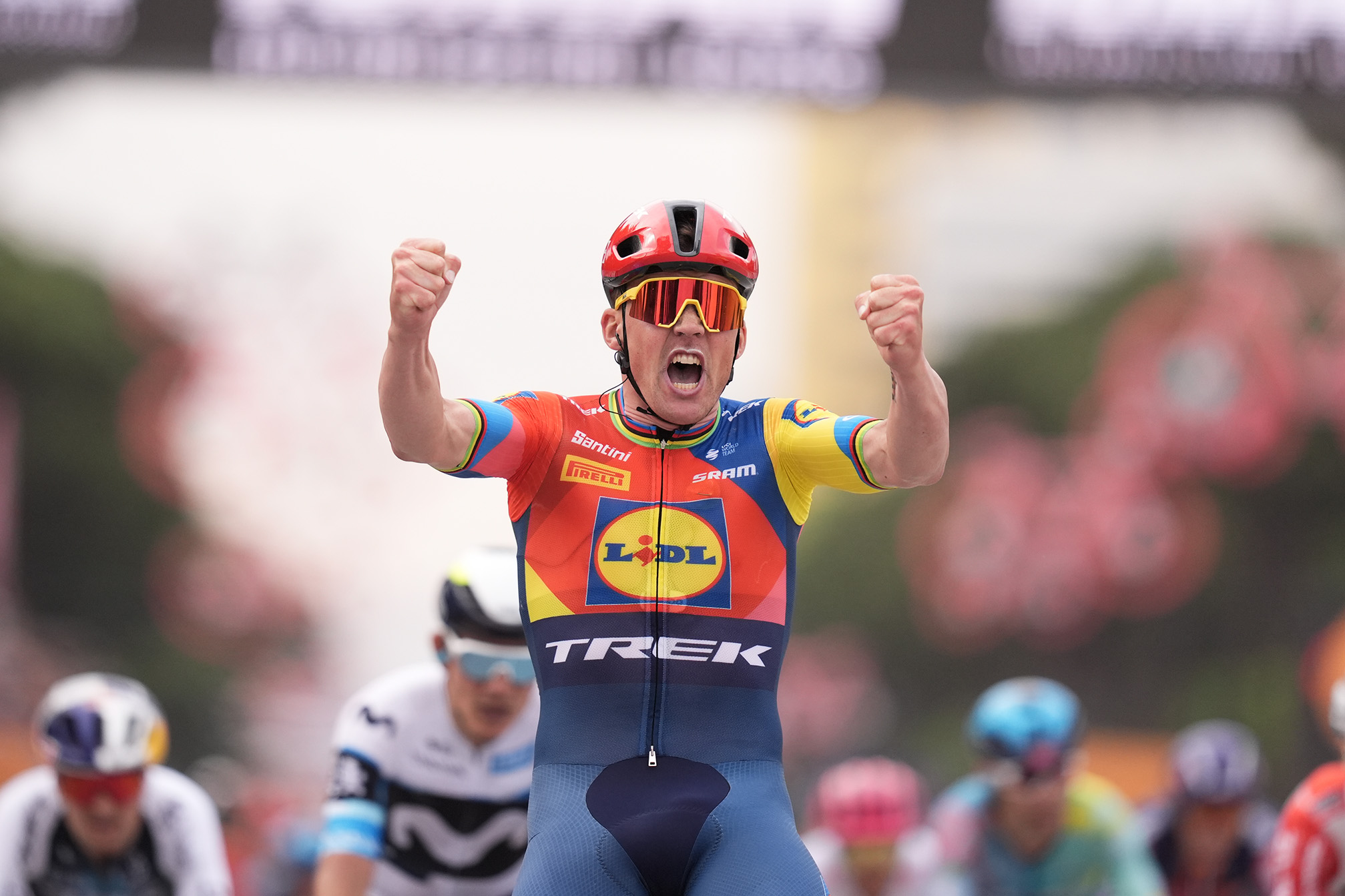 🚨🏆🚴🏻‍♂️🇮🇹Giro d'Italia: Pedersen colora di rosa Tirana!🇩🇰