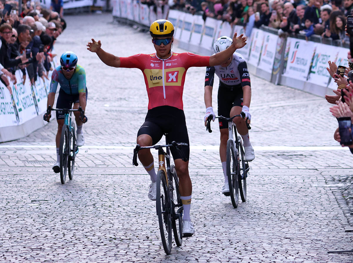 🚨🏆🚴🏻‍♂️🇮🇹Veneto Classic: prima vittoria di Løland, Uno-X nel World Tour !🇳🇴