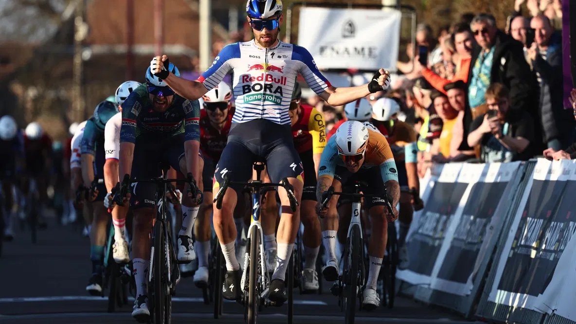 🚨🏆🚴🏻‍♂️🇧🇪Ename Samyn Classic: Meeus beffa Hagenes, sfortunato van Aert !🇧🇪