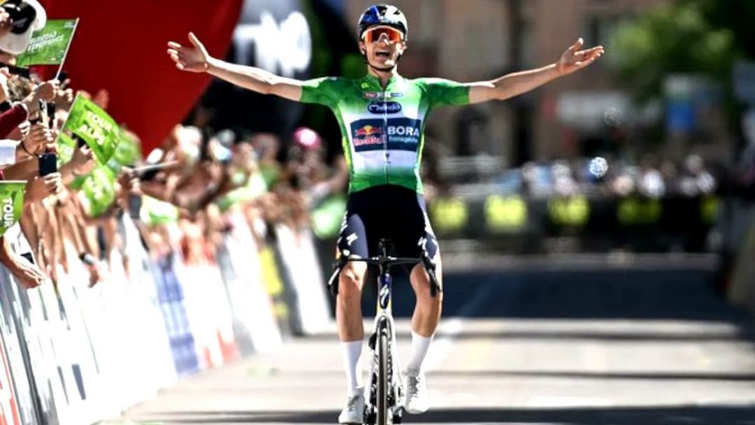 TAPPA 5 TOUR OF THE ALPS: IL LEADER PELLIZZARI ATTACCA AI -20KM DAL TRAGUARDO E FA IL VUOTO