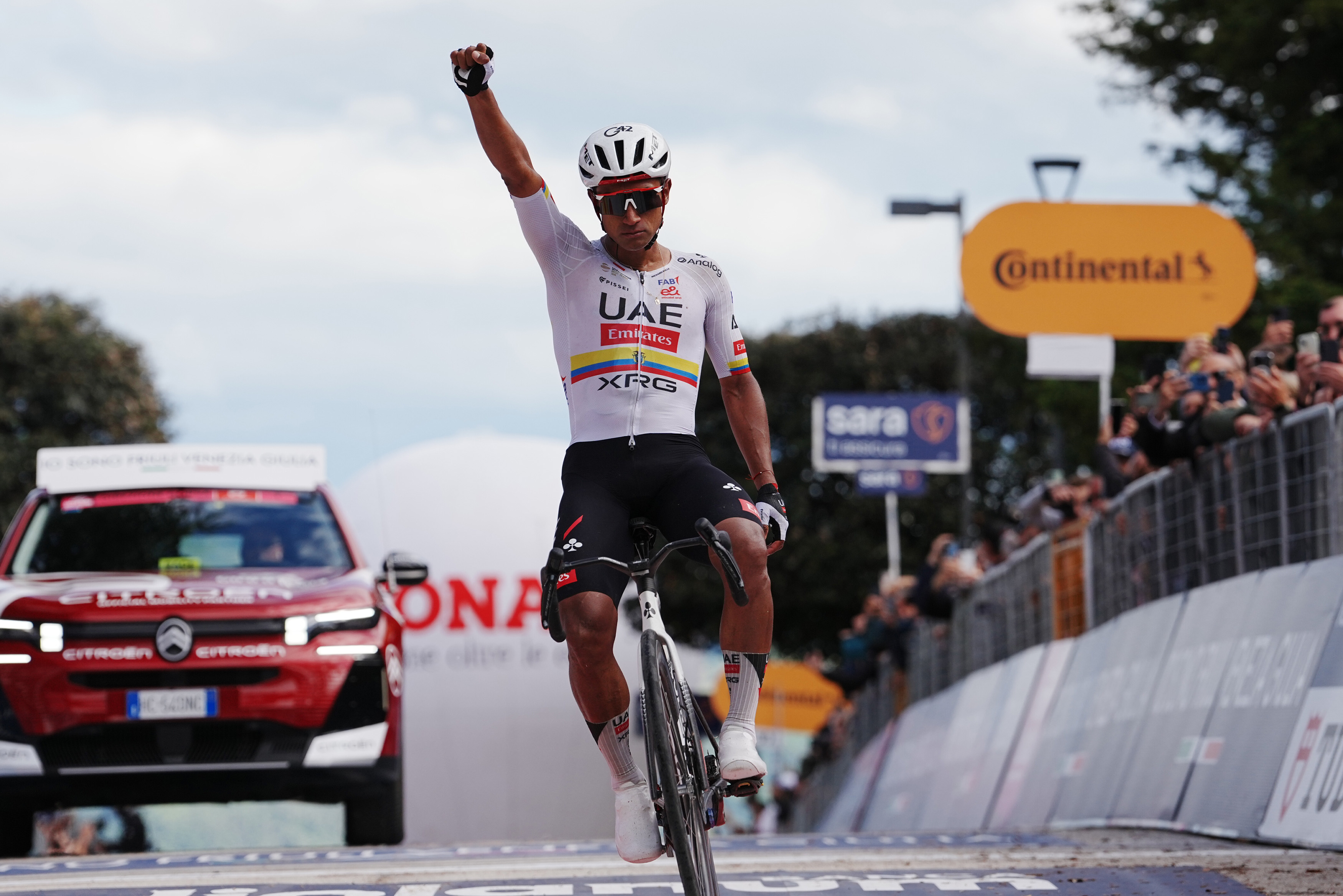 GIRO D'ITALIA 2026 - 8^ TAPPA: DOPPIETTA DI NARVÁEZ!